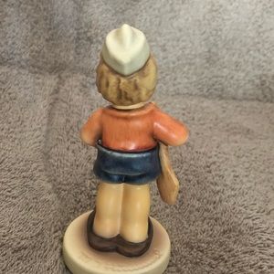 Women’s Classic Hummel Figurine